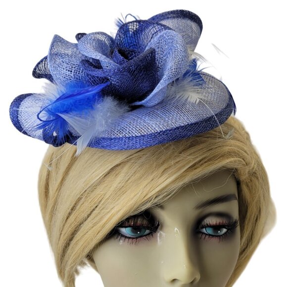 Blue Sinamay Comb Fascinator With Sinamay Rosettes and Blue White Feathers - Picture 5 of 10